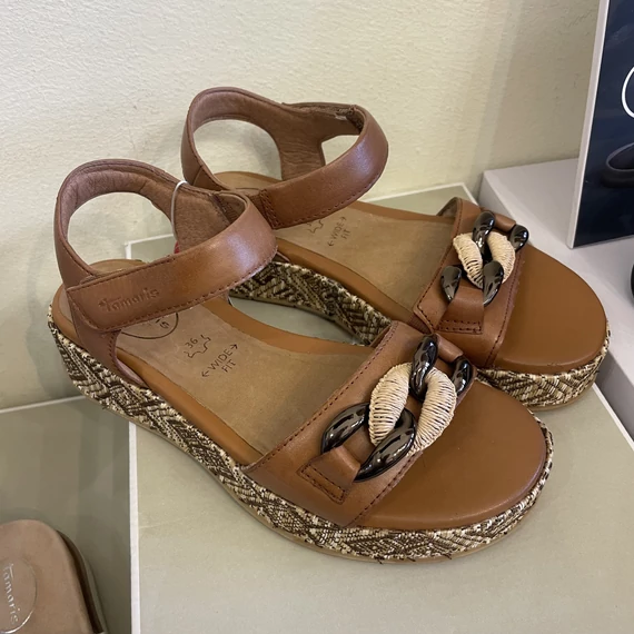 szandál Tamaris 8-88729-44